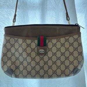 Gucci Beige Brown GG Canvas Crossbody with Green-Red clasp